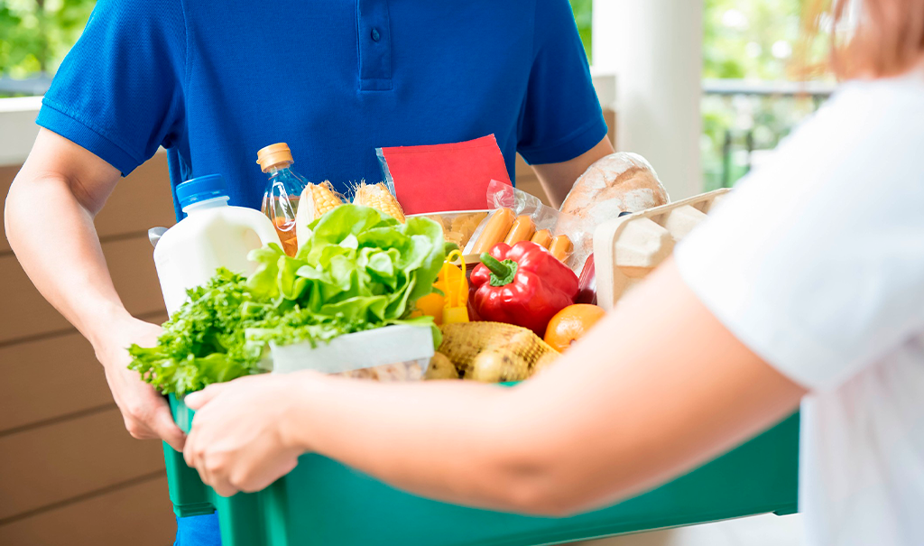 Доставка заказа на дом. Доставщик продуктов. Продукты. Поставка продуктов питания. Поставщики продуктов питания.